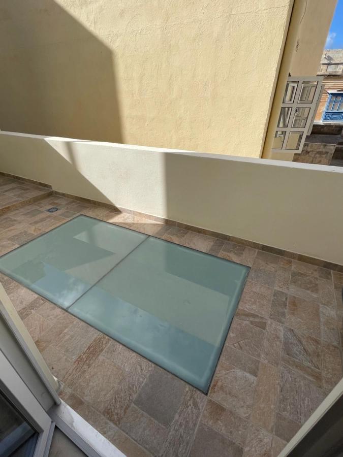 Brand New Appartement Of Two Bedrooms In Sliema Bagian luar foto